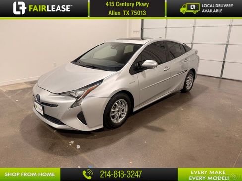 Used 2017 Toyota Prius Four w/ Premium Convenience Package image 1