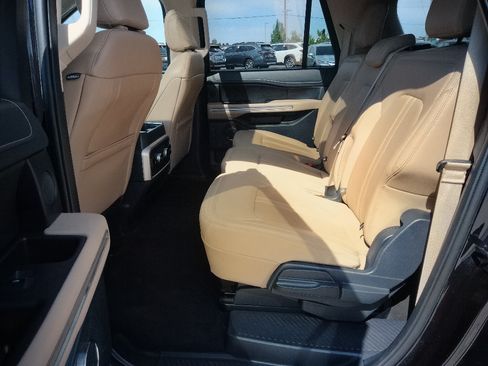 Used 2024 Ford Expedition Max Limited AWD/4WD image 12