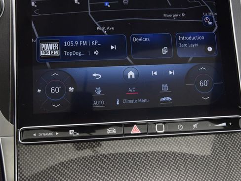 Used 2024 Mercedes-Benz GLC 300 image 31