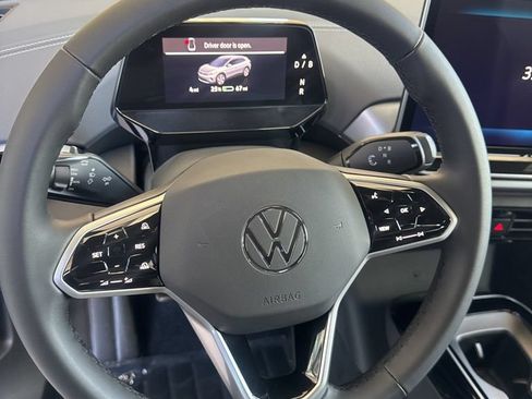 New 2026 Volkswagen ID.4 Pro RWD image 11