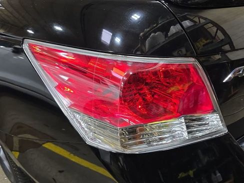 Used 2010 Honda Accord EX-L image 35