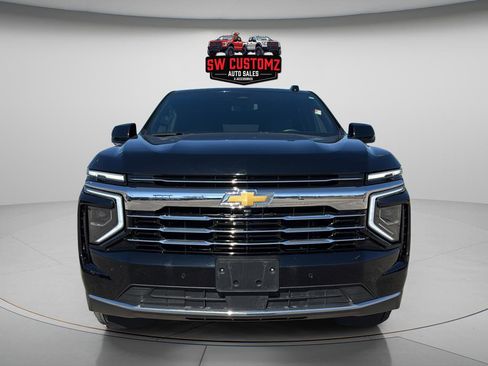 Used 2025 Chevrolet Tahoe LT image 2