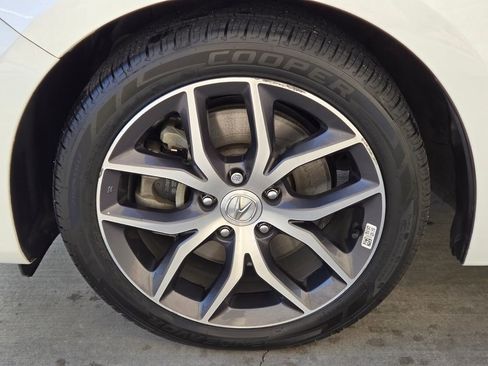 Used 2020 Acura ILX w/ Premium Package image 11