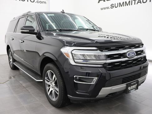 Used 2023 Ford Expedition Max Limited image 2