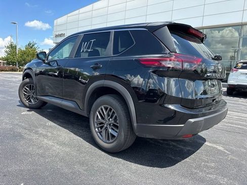 Used 2026 Nissan Rogue SV AWD/4WD image 8