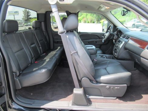 Used 2012 GMC Sierra 2500 SLT w/ SLT Convenience Package AWD/4WD image 10