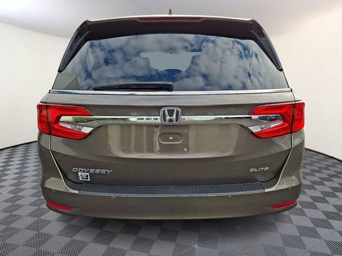 Used 2018 Honda Odyssey Elite image 5