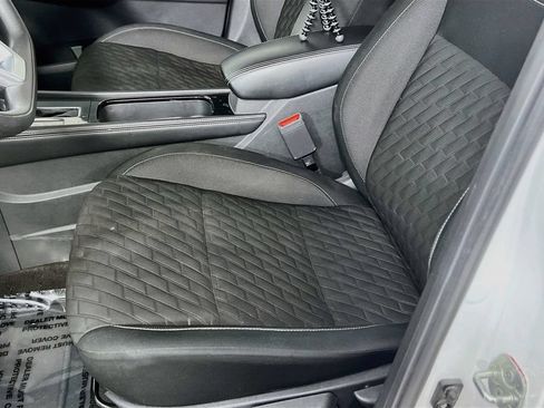 Used 2022 Nissan Kicks SV FWD image 18