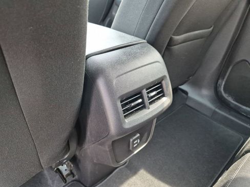 Certified 2024 Chevrolet Equinox LT AWD/4WD image 20