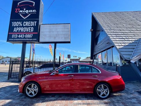 Used 2020 Mercedes-Benz E 450 4MATIC Sedan w/ Parking Assistance Package image 47