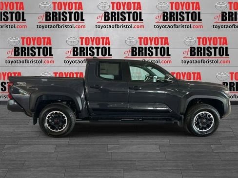 New 2026 Toyota Tacoma TRD Off-Road AWD/4WD image 2