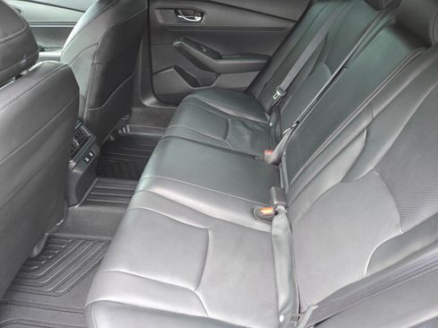 Certified 2025 Honda Accord Sport image 17