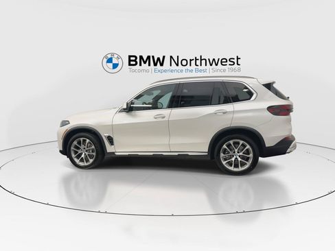 New 2026 BMW X5 xDrive40i AWD/4WD image 11
