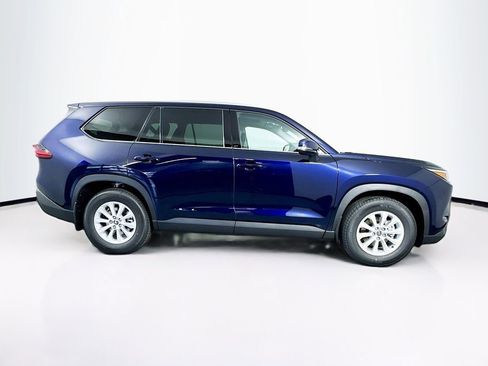 New 2026 Toyota Grand Highlander XLE image 10