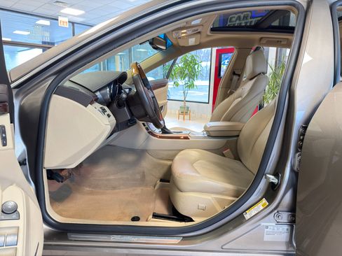 Used 2012 Cadillac CTS Luxury image 17