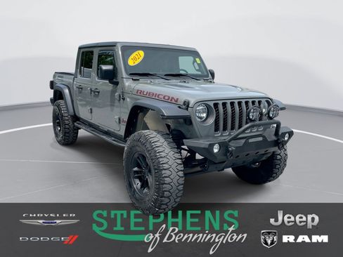 Used 2021 Jeep Gladiator Rubicon w/ Cold Weather Group AWD/4WD image 1