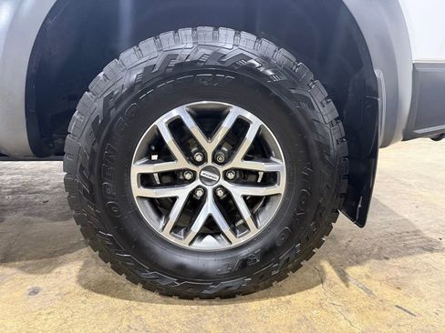 Used 2018 Ford F150 Raptor w/ Equipment Group 802A Luxury image 41