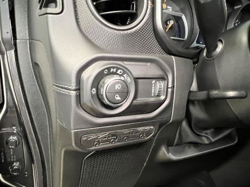 New 2026 Jeep Gladiator Mojave w/ Safety Group image 28