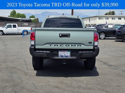 Used 2023 Toyota Tacoma TRD Off-Road w/ Black Out Package (TMS) AWD/4WD image 6
