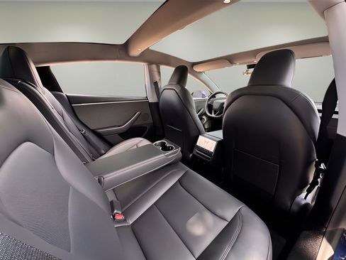 Used 2024 Tesla Model 3 Standard Range RWD image 17