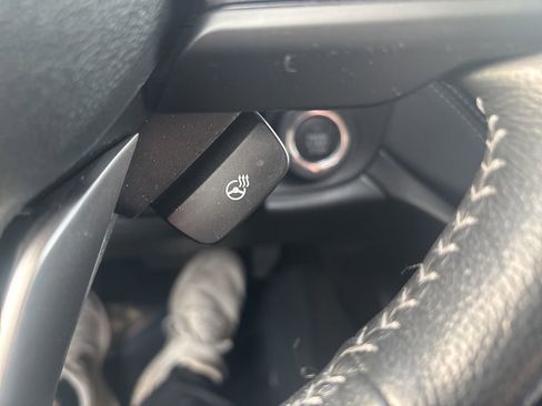 Used 2021 Subaru Outback Limited image 21