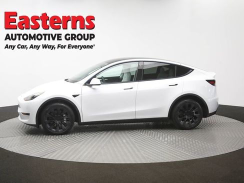 Used 2023 Tesla Model Y Long Range AWD/4WD image 55