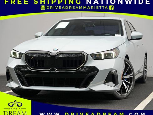 Used 2024 BMW 530i w/ M Sport Package RWD image 1