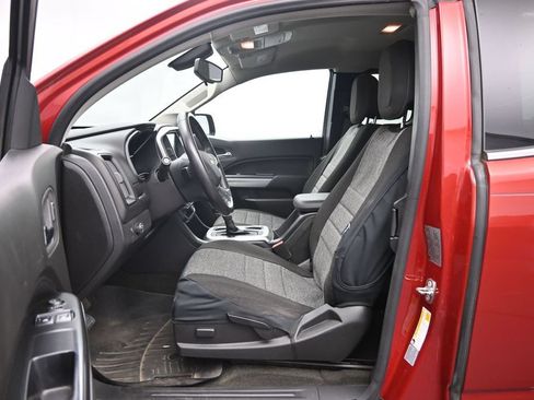Used 2016 Chevrolet Colorado LT w/ LT Convenience Package RWD image 20