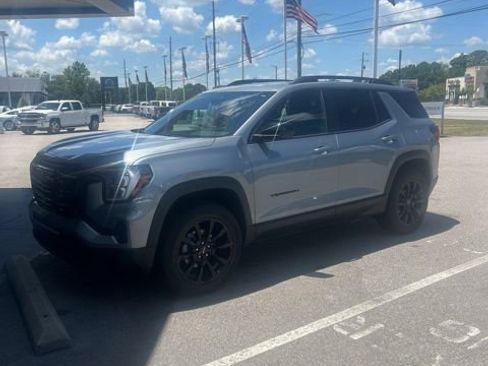 Used 2026 GMC Terrain Elevation w/ Black Edition FWD image 2