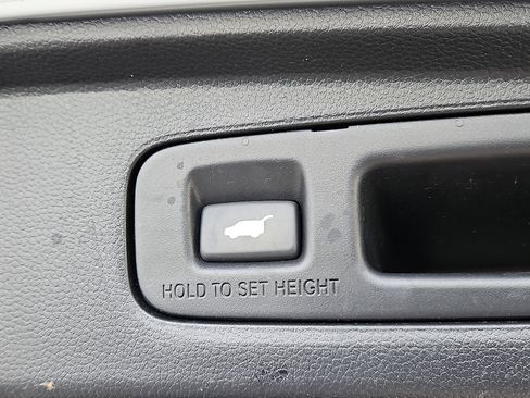 Certified 2023 Honda CR-V Sport Touring image 30