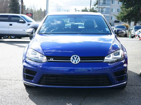 Used 2015 Volkswagen Golf R 4-Door image 8