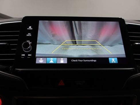 Used 2025 Honda Ridgeline Sport image 27