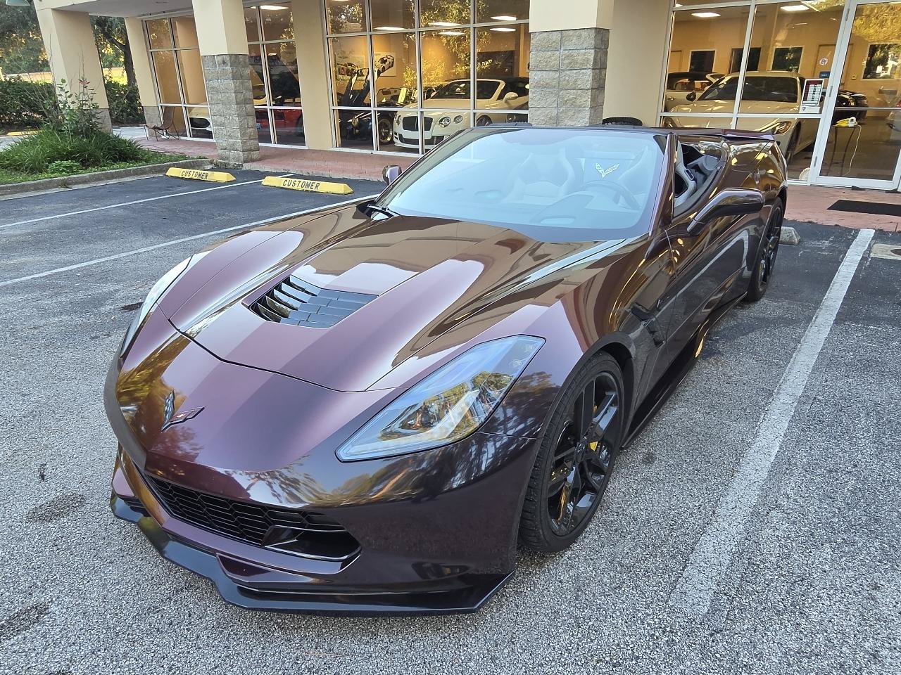 Used 2014 Chevrolet Corvette Stingray Convertible w/ 3LT Preferred Equipment Group RWD image 7