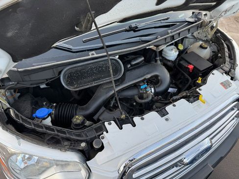 Used 2015 Ford Transit 150 XLT image 24