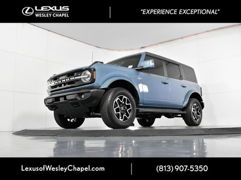 Used 2024 Ford Bronco Outer Banks image 12