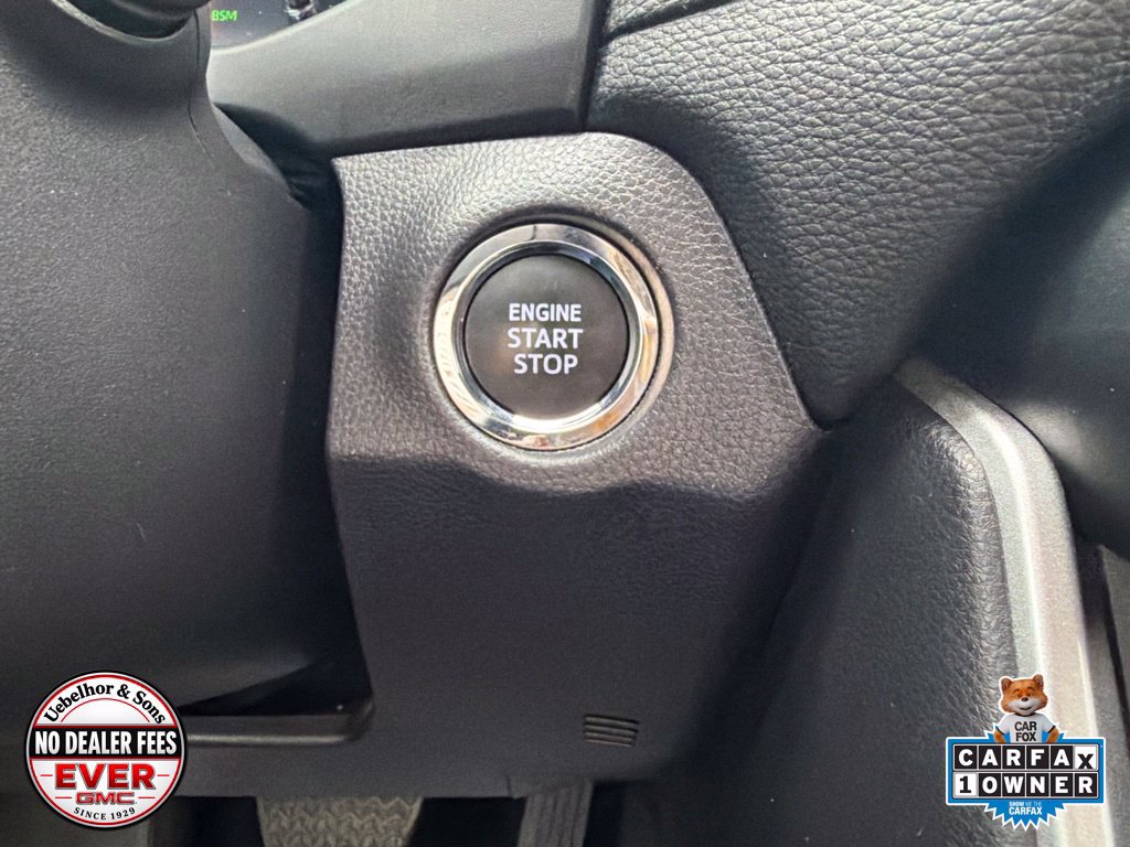 Used 2025 Toyota RAV4 XLE FWD image 21