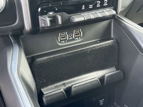 Used 2022 RAM 1500 Laramie w/ Sport Appearance Package image 36