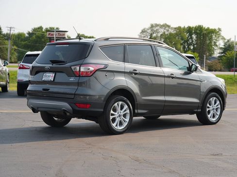Used 2018 Ford Escape SE AWD/4WD image 3