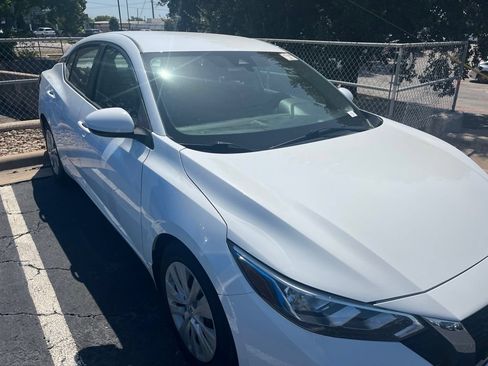 Used 2021 Nissan Sentra S FWD image 3