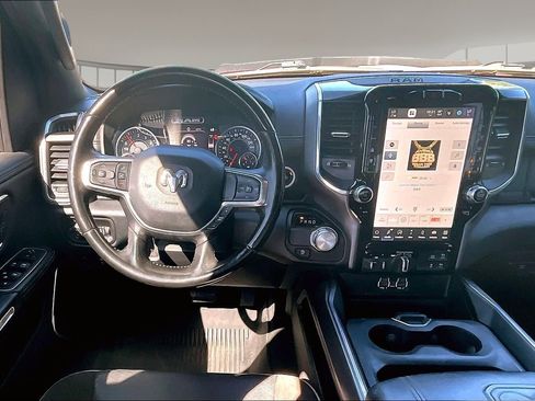 Used 2022 RAM 1500 Laramie w/ Sport Appearance Package image 9