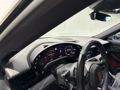 Used 2023 Porsche Taycan 4S w/ Premium Package image 20