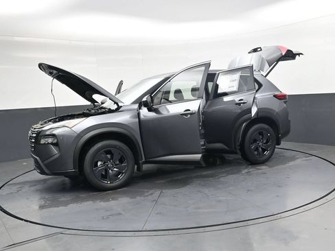 Certified 2026 Nissan Rogue SV FWD image 51
