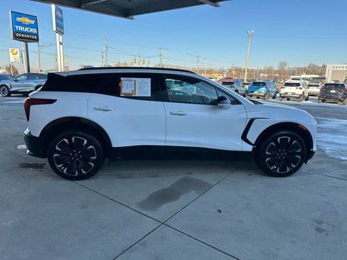 Certified 2024 Chevrolet Blazer EV RS image 8