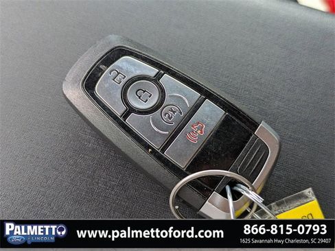 Used 2022 Ford Bronco Wildtrak image 32