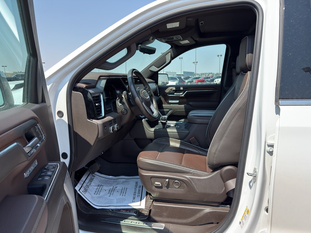 Used 2024 GMC Sierra 1500 Denali AWD/4WD image 17