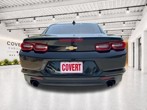 Used 2021 Chevrolet Camaro LT RWD image 9