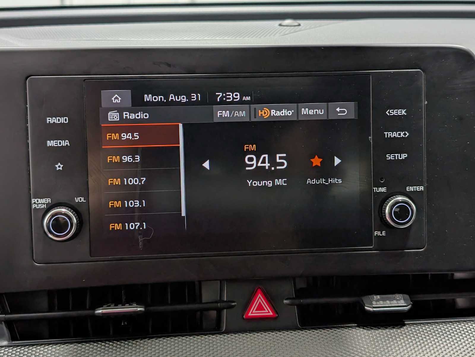 Certified 2025 Kia Sportage LX AWD/4WD image 23
