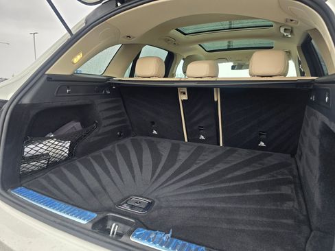 Used 2020 Mercedes-Benz GLC 300 GLC 300 image 22