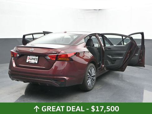 Used 2023 Nissan Altima 2.5 SV image 58
