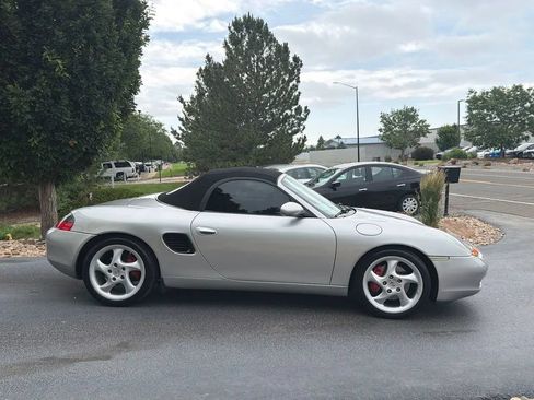 Used 2001 Porsche Boxster S RWD image 38